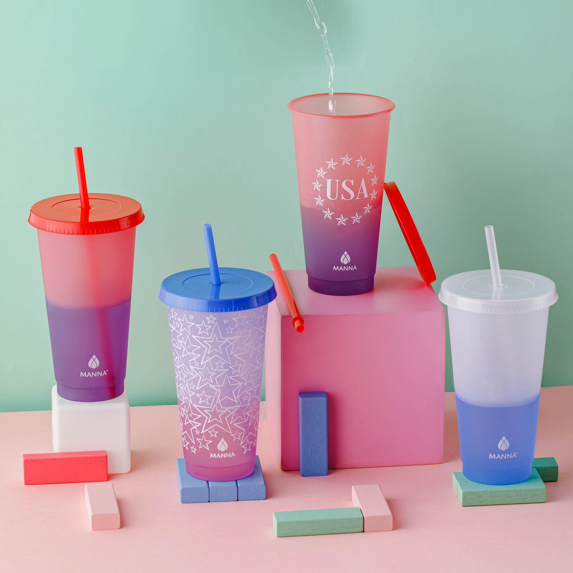4pk-24-oz-patriotic-color-changing-cups-r7 156A0971-_1.png