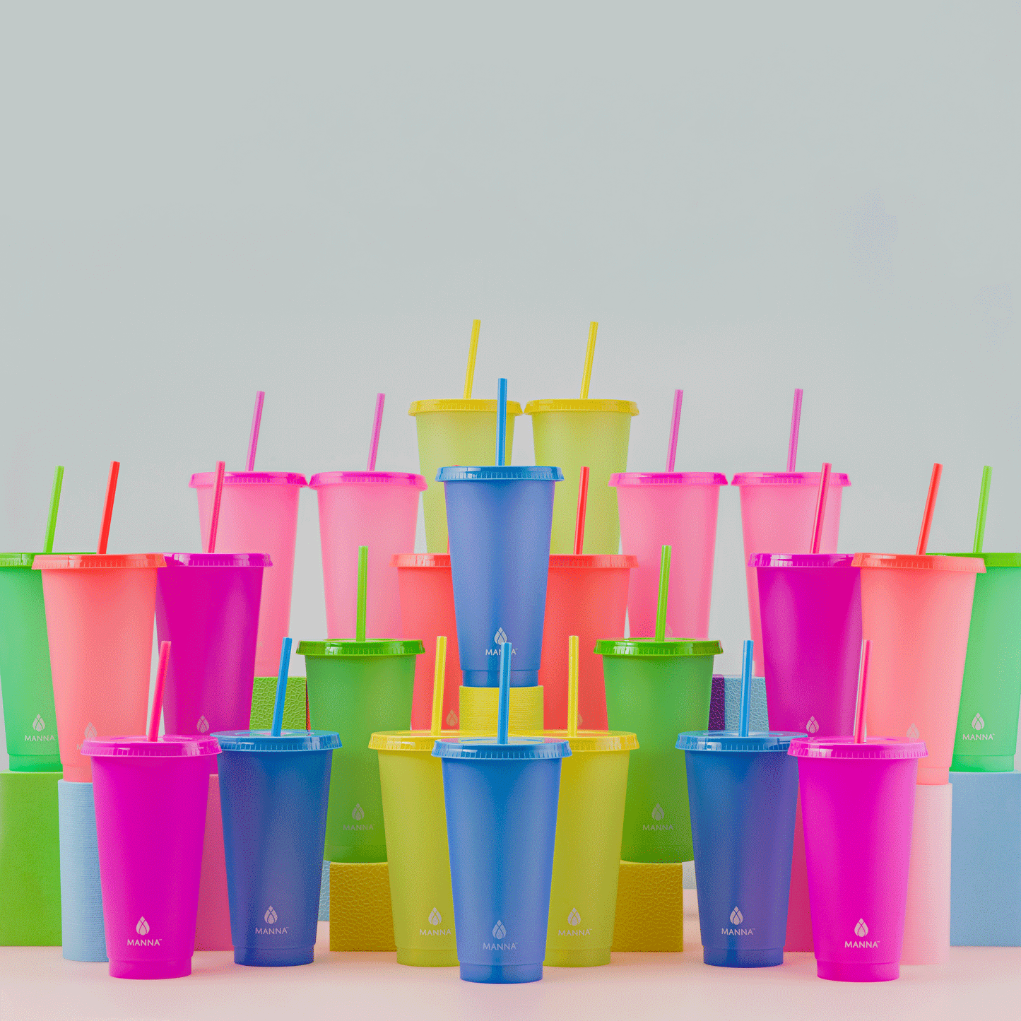 24-piece-original-color-changing-cup-set-v6 A0029811.gif